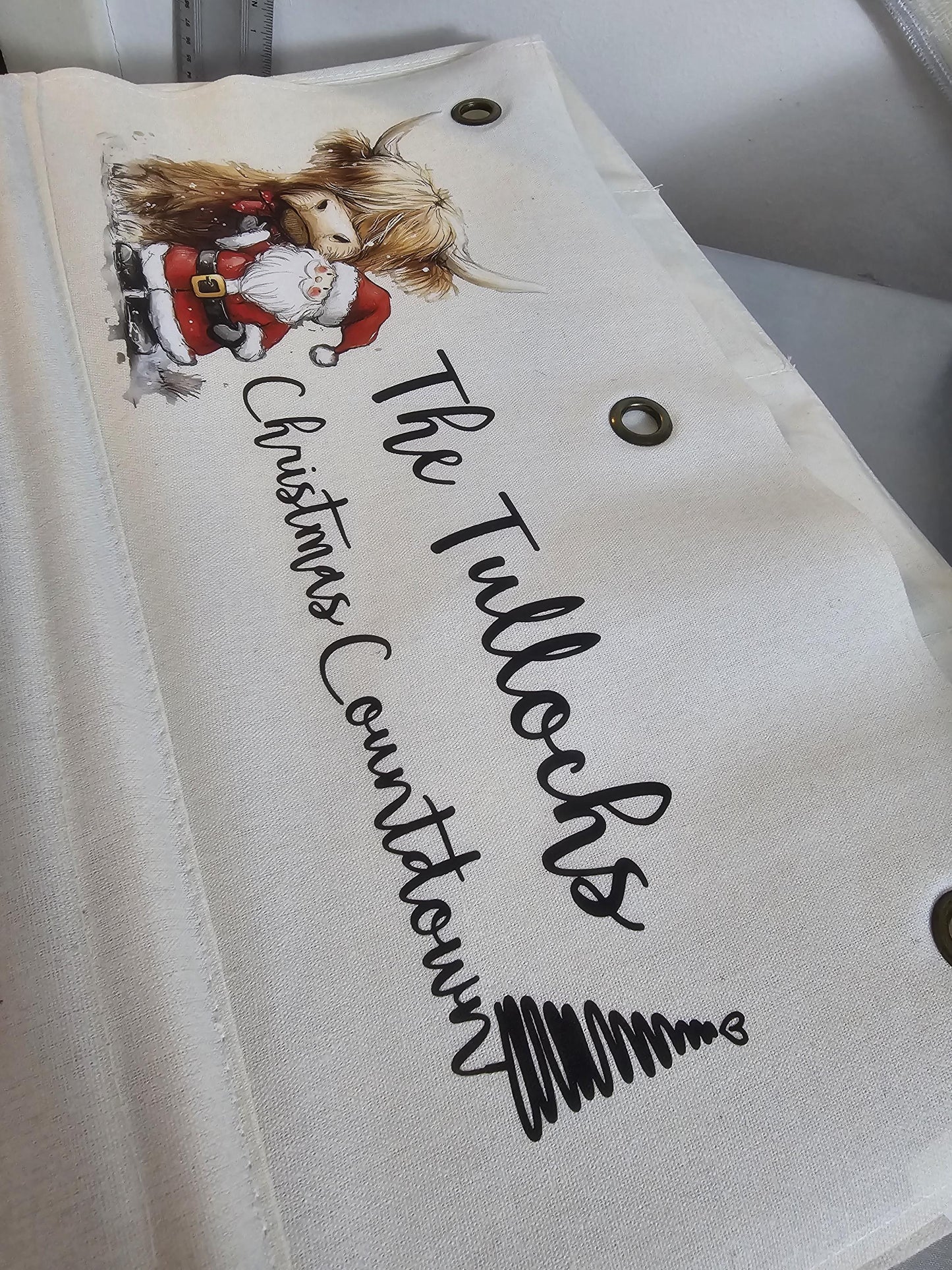 Re-usable Canvas Advent Calendar - Highland Cow - Christmas Countdown - Countdown Calendar