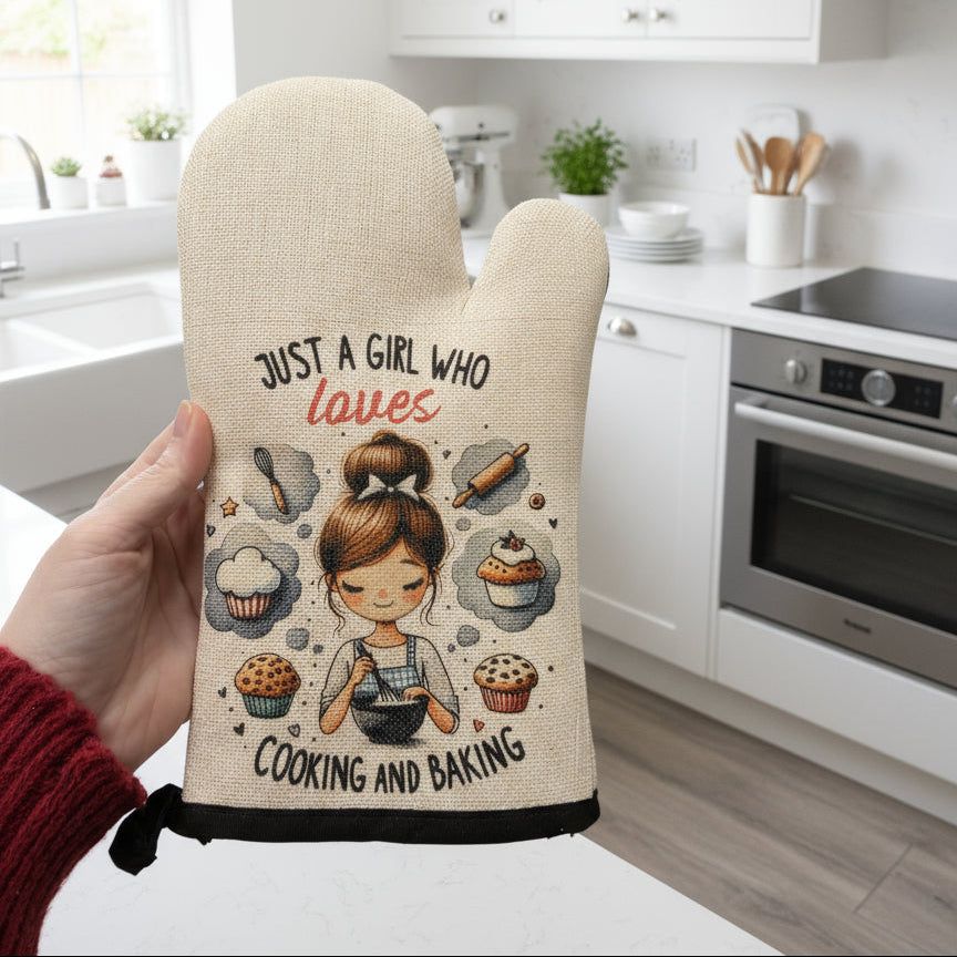 Highland Cow Oven Mitts – Heat Resistant Linen & Silicone Gloves | Baking Gift | Just a Girl That Loves Baking