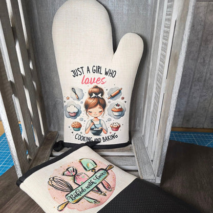 Highland Cow Oven Mitts – Heat Resistant Linen & Silicone Gloves | Baking Gift | Just a Girl That Loves Baking