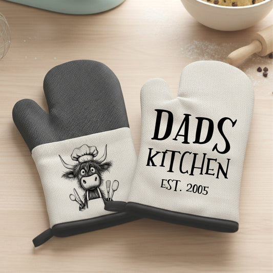 Highland Cow Oven Mitts – Heat Resistant Linen & Silicone Gloves | Personalised | Dads Kitchen